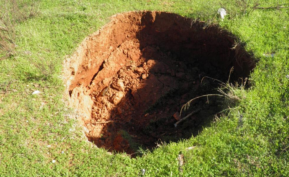 Cost-efficient monitoring with AI and customized data.